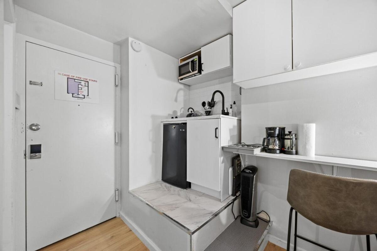 Elevate Apartment At Times Square - Cozy Studio In Times Square And Nearby Restaurants New York Exterior photo